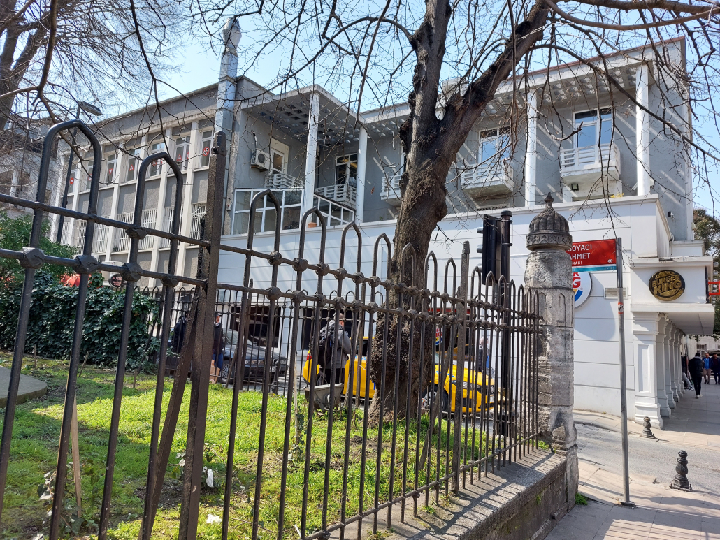 25.03.2022